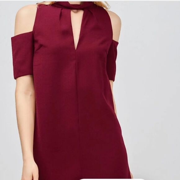 Topshop 2 Burgundy Cold Shoulder Cut Out Trapeze Women’s Mini Dress - Picture 1 of 12